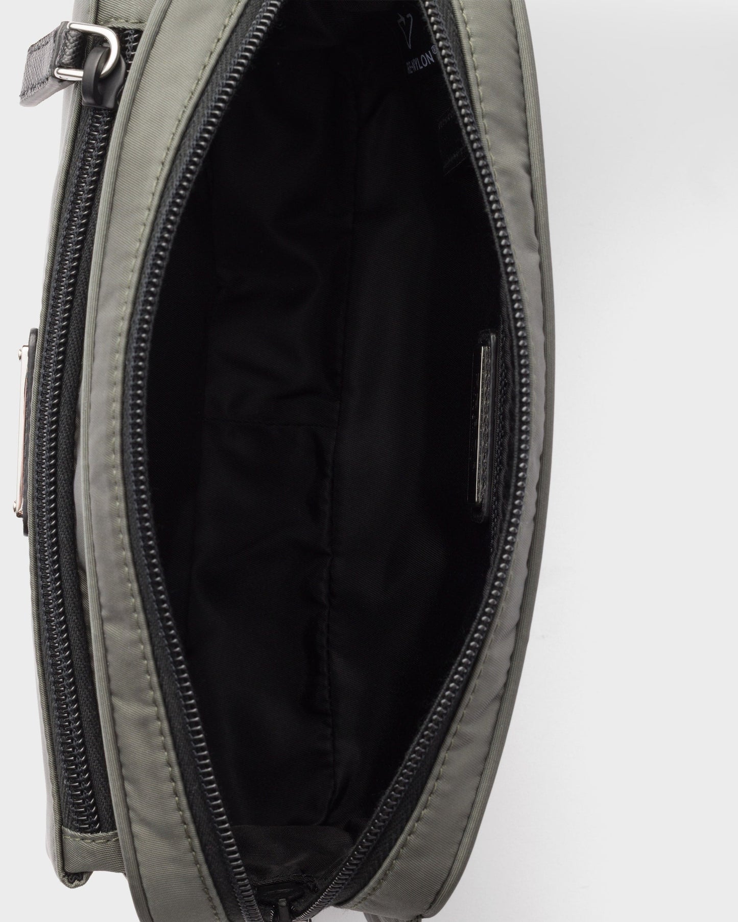 Sac banane en Re-Nylon et cuir Saffiano