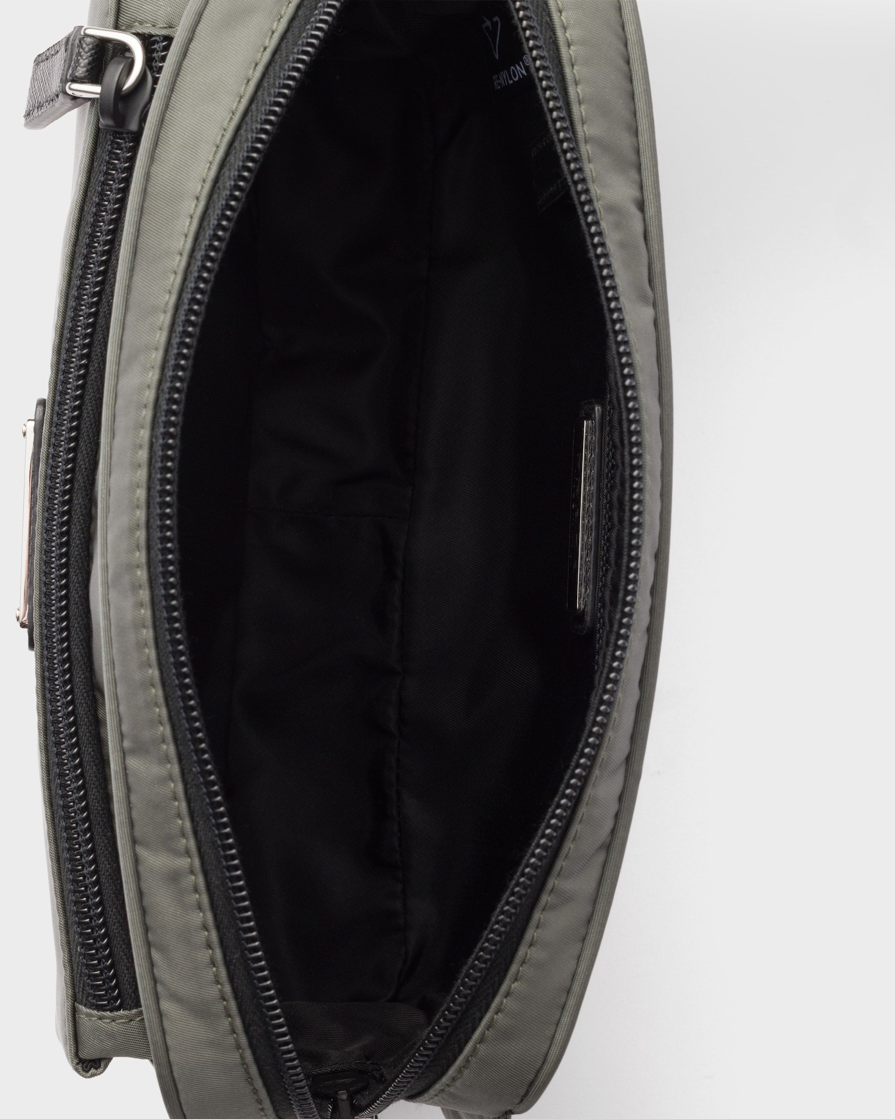 Sac banane en Re-Nylon et cuir Saffiano