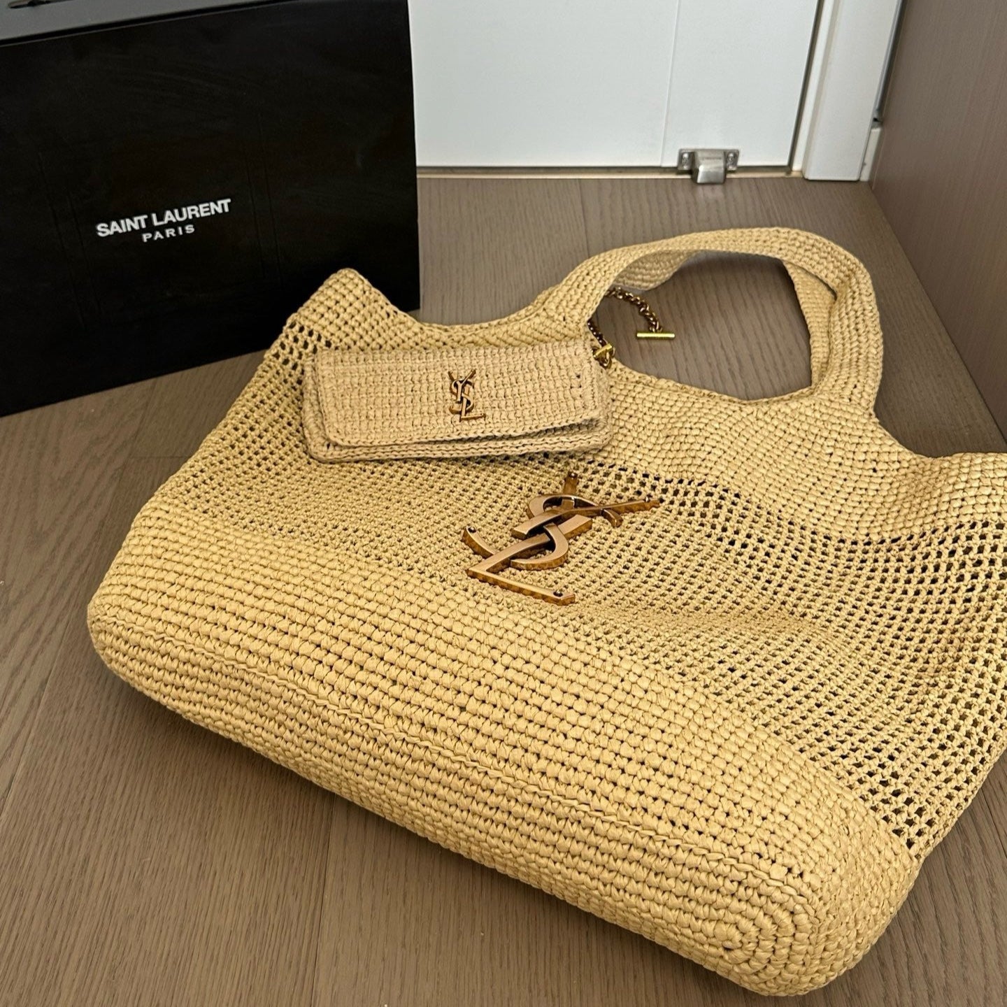 YSL - CARE IN RAFFIA